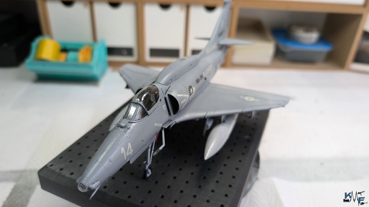 BB-HB-A-4M-Sky-Hawk_24.jpg