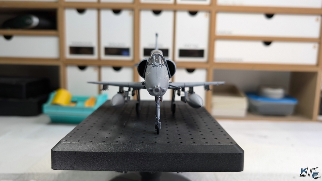 BB-HB-A-4M-Sky-Hawk_26.jpg