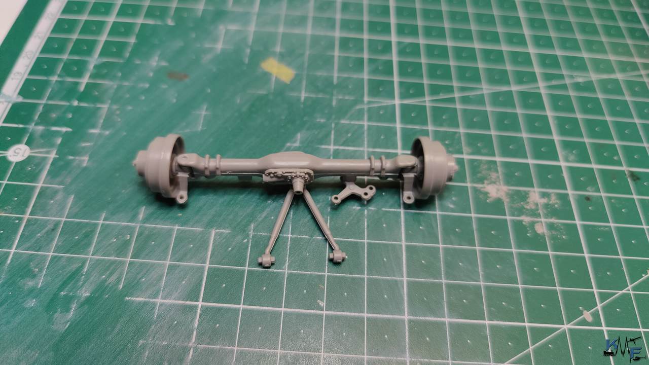 BB-REVELL-FUCHS_012.jpg