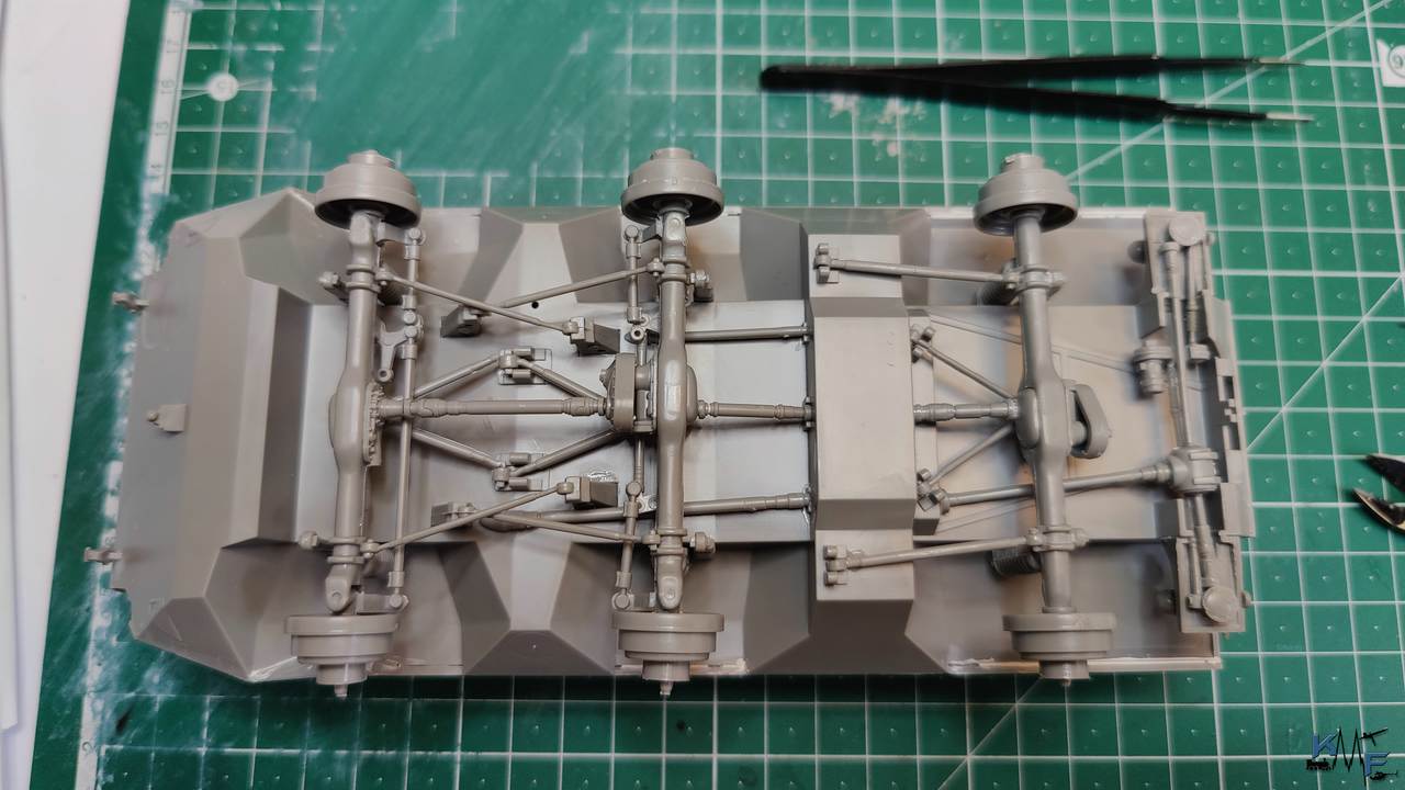 BB-REVELL-FUCHS_013.jpg