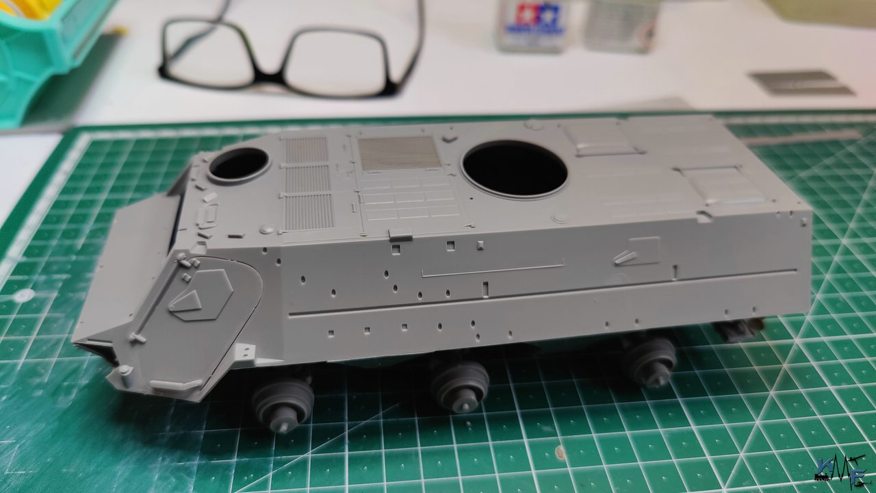 BB-REVELL-FUCHS_014.jpg