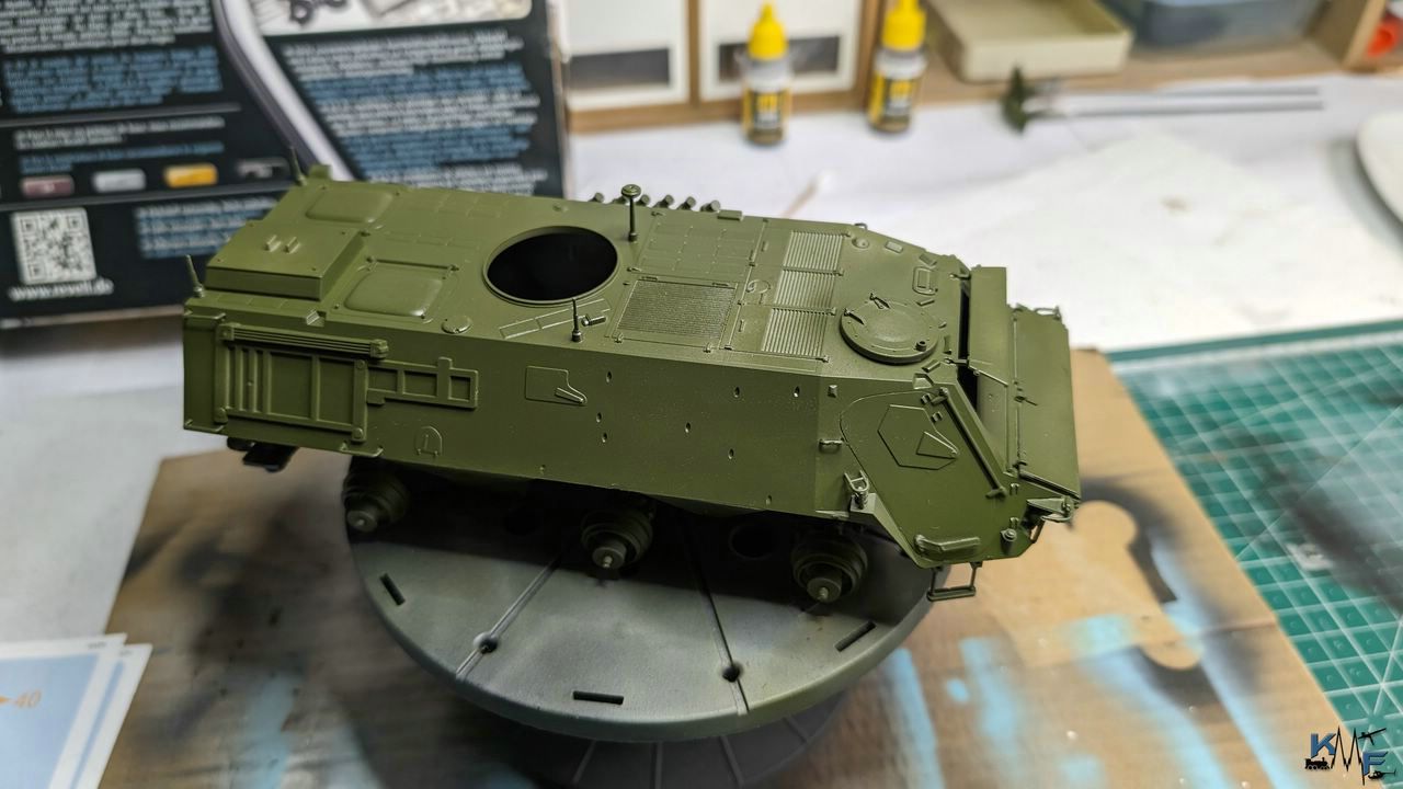 BB-REVELL-FUCHS_024.jpg
