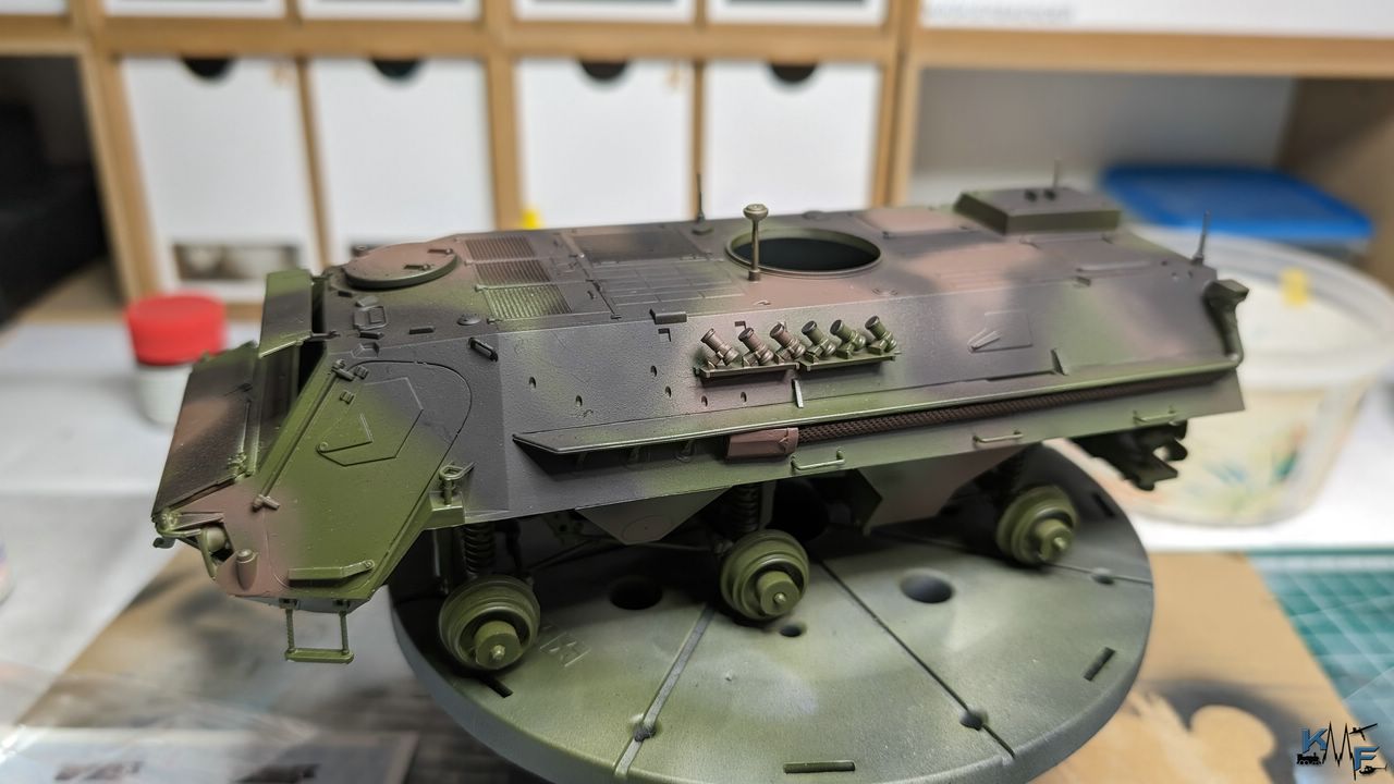 BB-REVELL-FUCHS_031