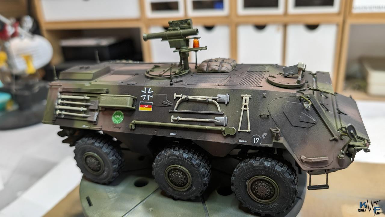 BB-REVELL-FUCHS_037