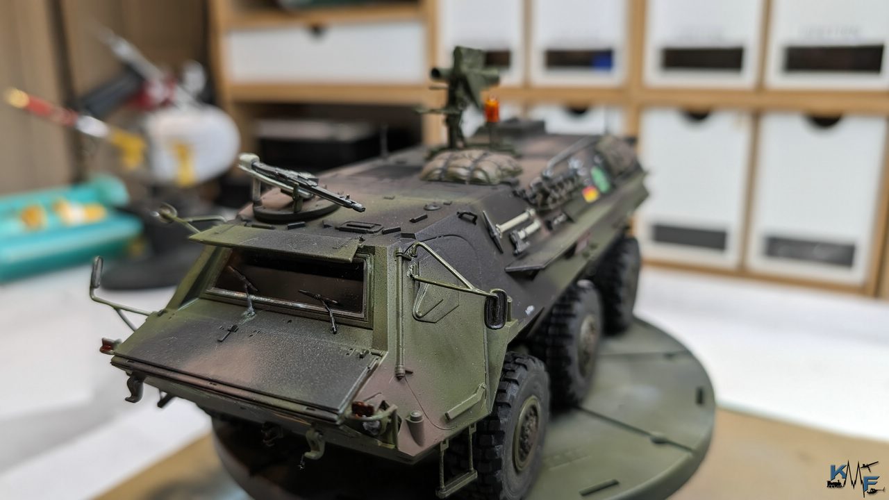 BB-REVELL-FUCHS_038