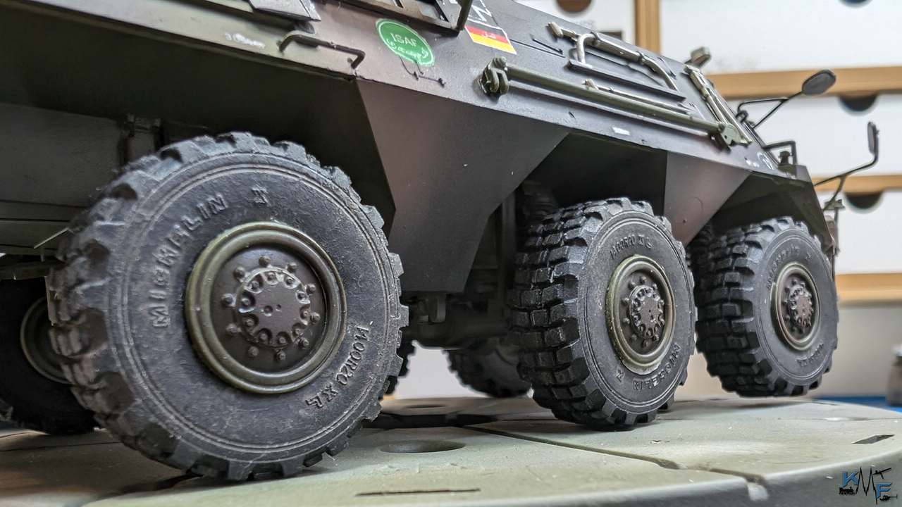 BB-REVELL-FUCHS_045