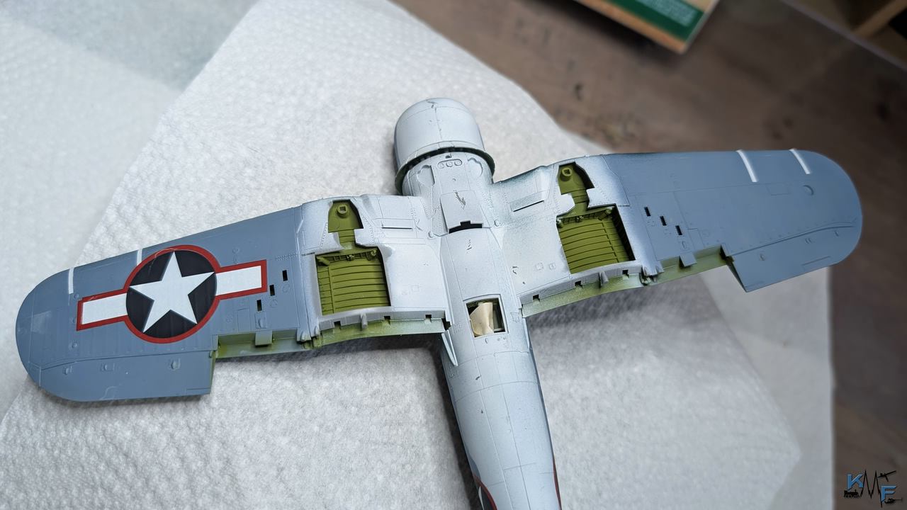 BB-TAM-F4U-1A-Corsair_043