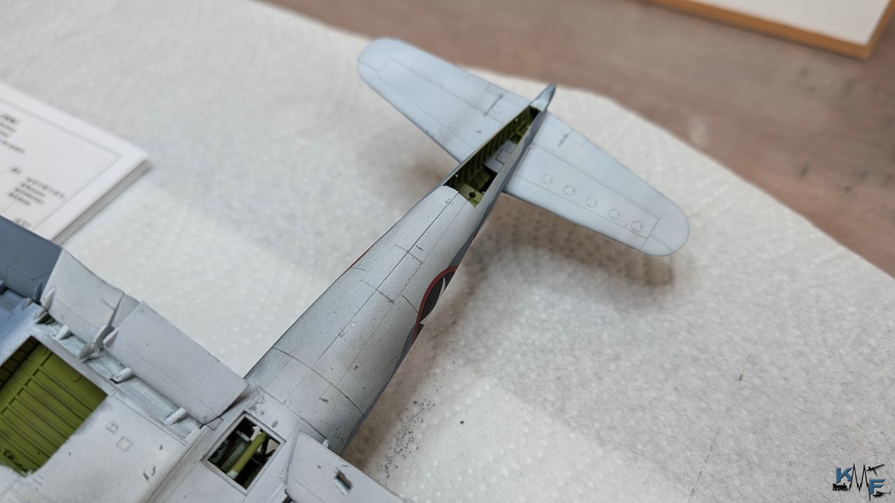 BB-TAM-F4U-1A-Corsair_048