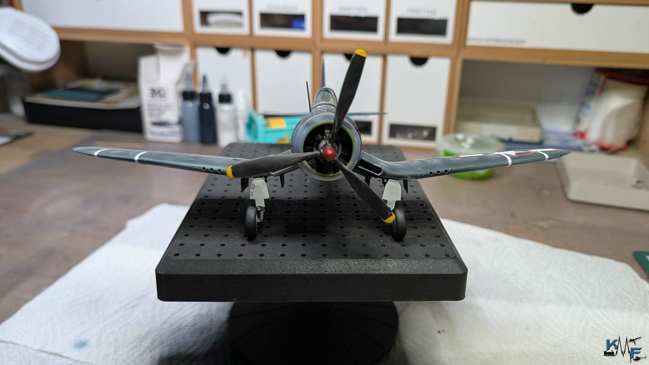 BB-TAM-F4U-1A-Corsair_063